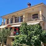 Santic By Interhome דירה *