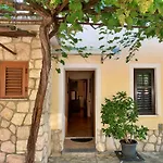 דירה Santic By Interhome