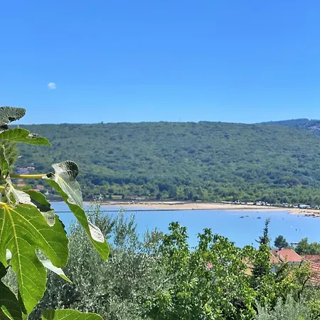 Santic By Interhome * Čižići