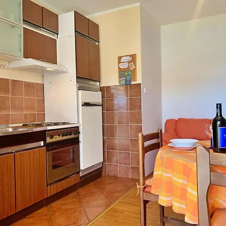 Apartmán Santic By Interhome